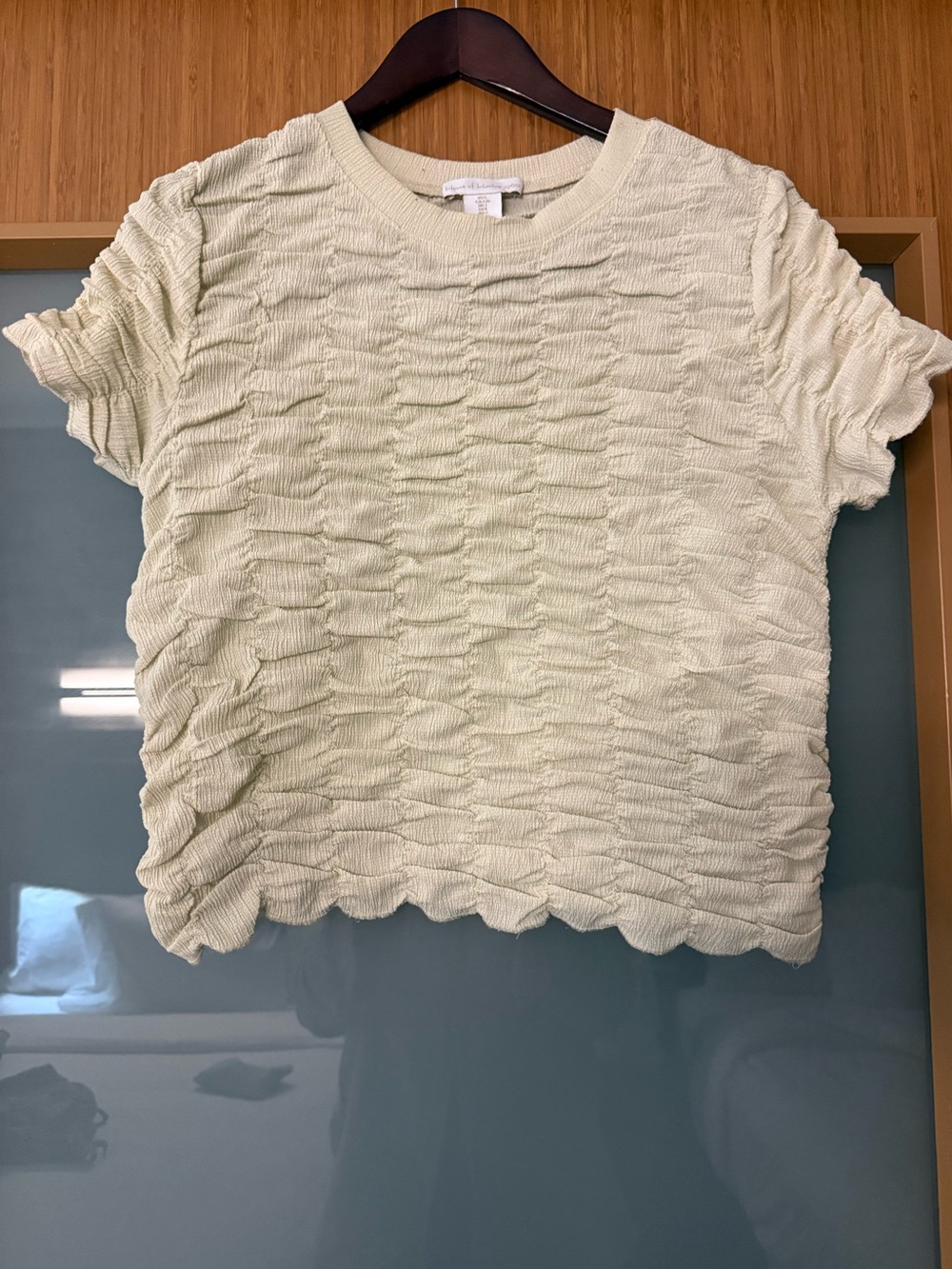 House of Harlow1960 Cream Ruched Smock Short Sleeve Top Size L